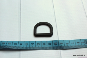 Półkółko plastikowe 25 mm 