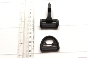 Karabińczyk plastikowy  z zaczepem 30mm 
