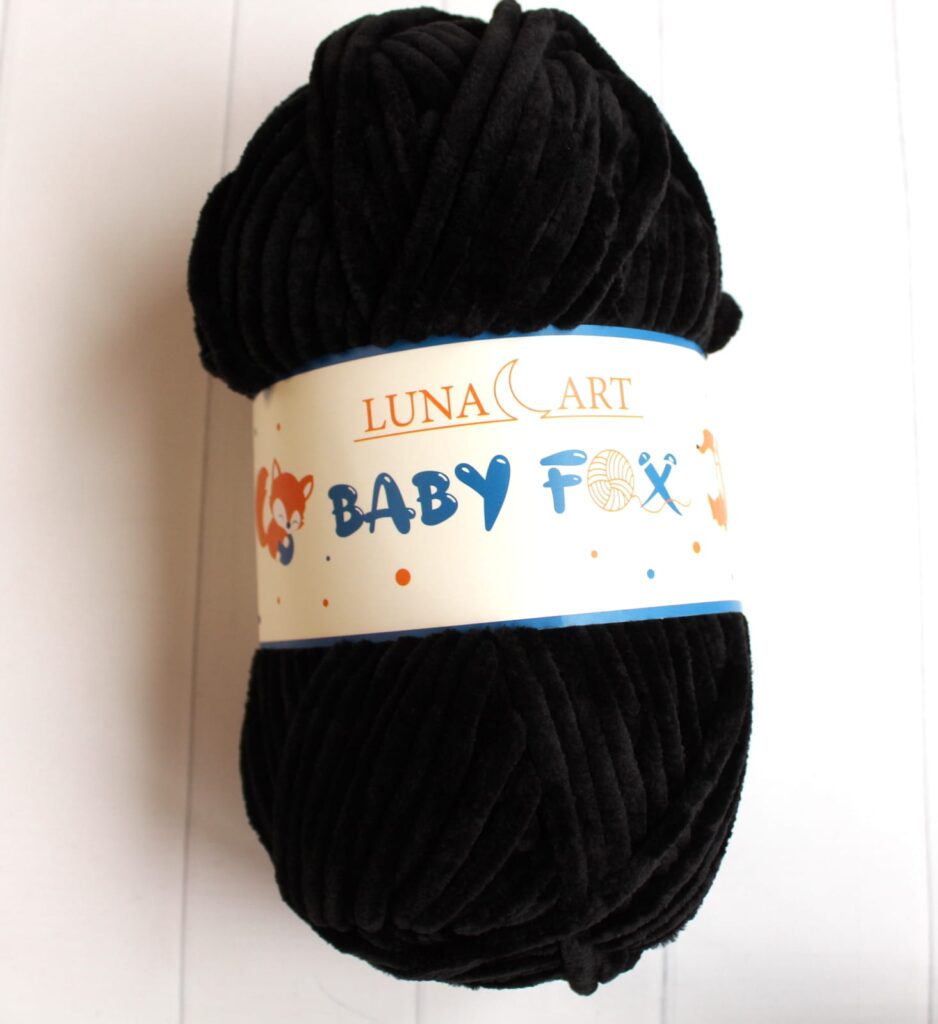 WŁÓCZKA BABY FOX CZARNA 100-10