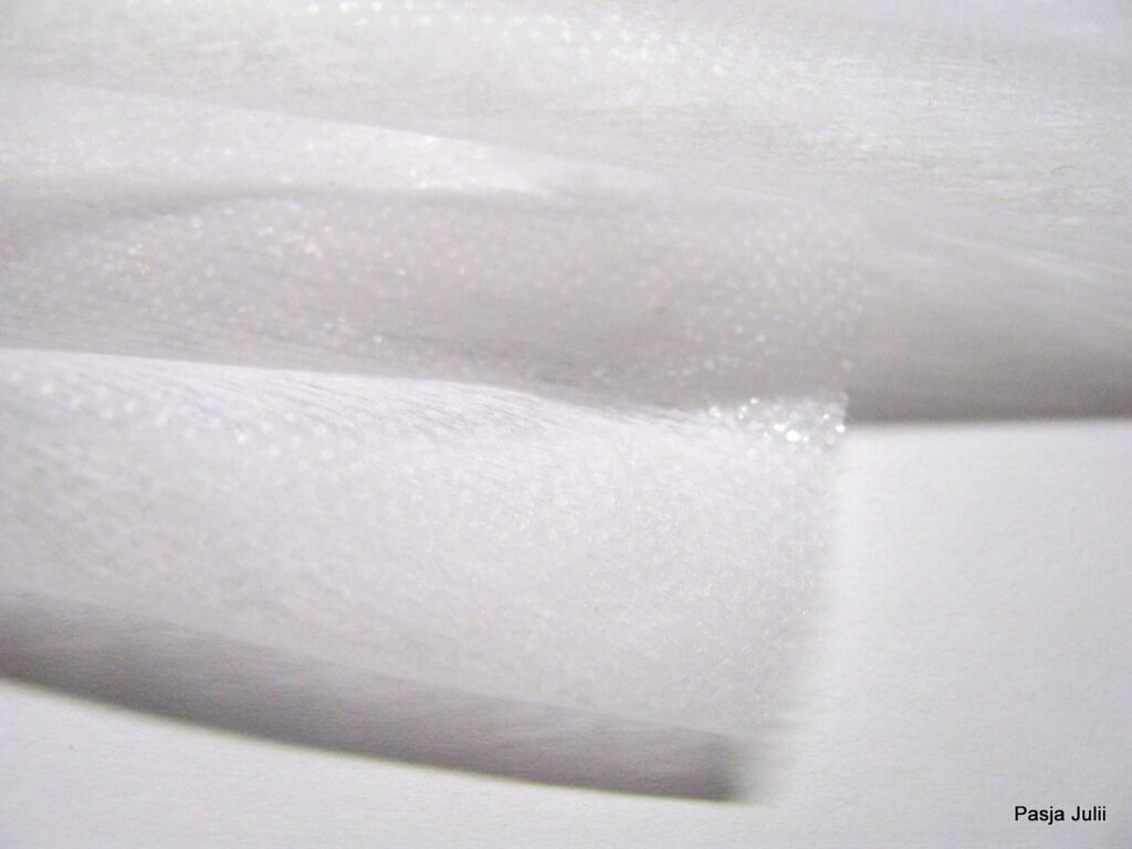 Fizelina - termolina BIAŁA  25 g/m2