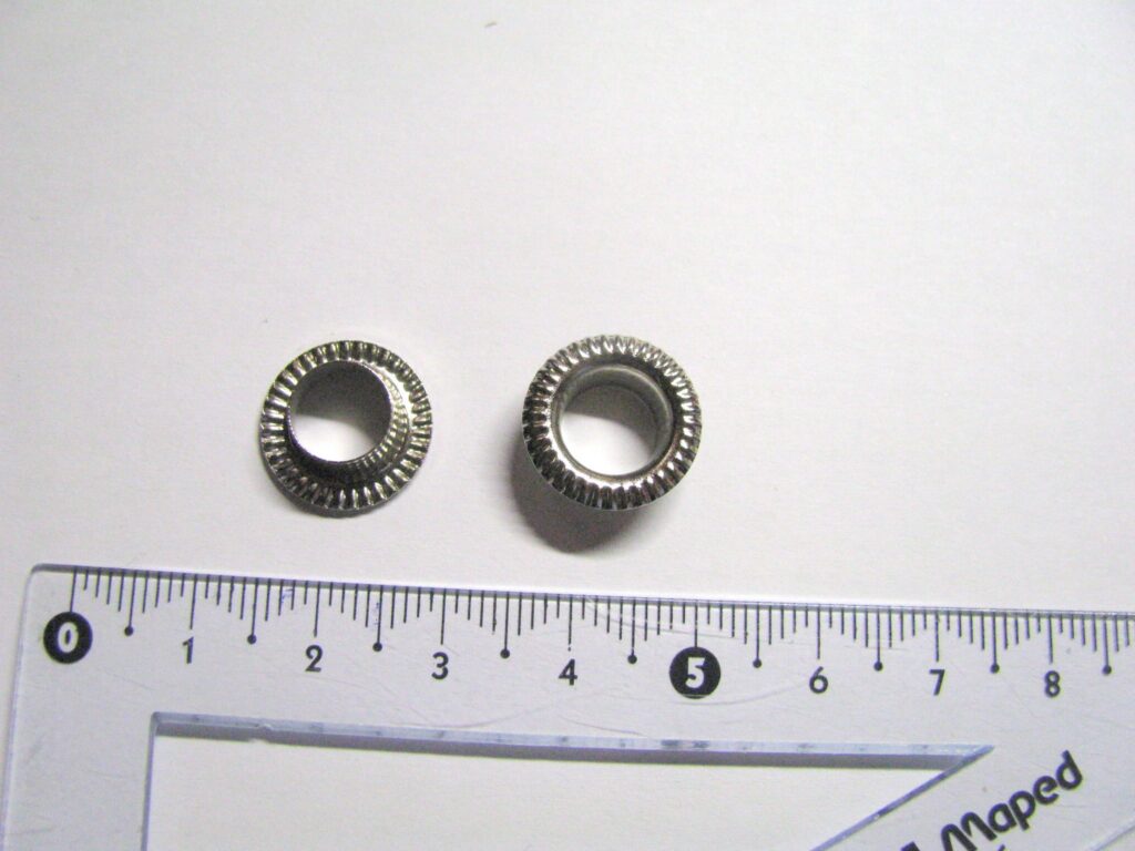 Oczko metalowe 8 mm