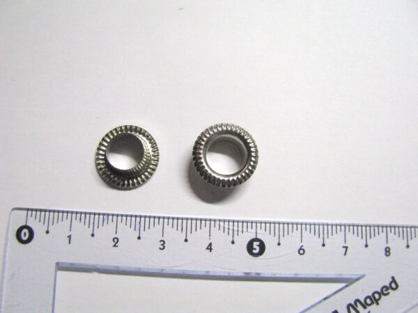 Oczko metalowe 8 mm