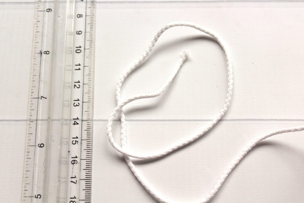 Sznurek poliestrowy  2 mm